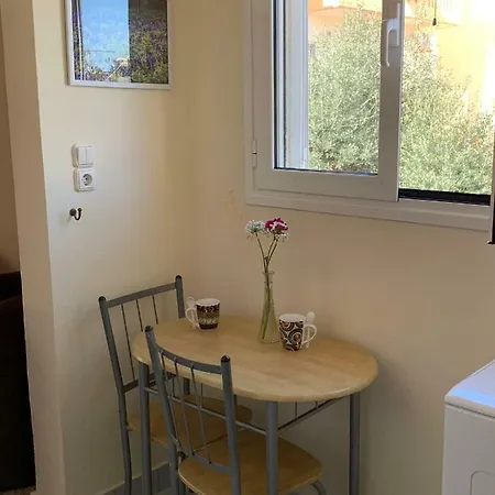 Cozy One-bedroom In Halepa, Chania خانيا