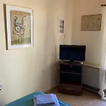 Cozy One-bedroom In Halepa, Chania *