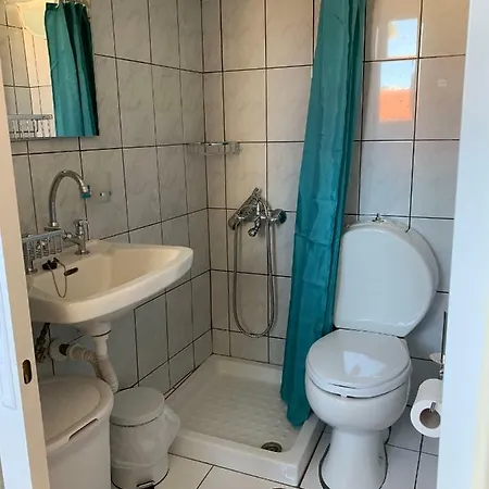 Cozy One-bedroom In Halepa, Chania *