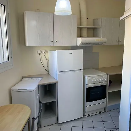 Cozy One-bedroom In Halepa, Chania